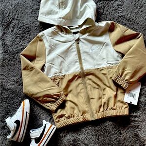 ❤️NWT NIKE JACKET❤️